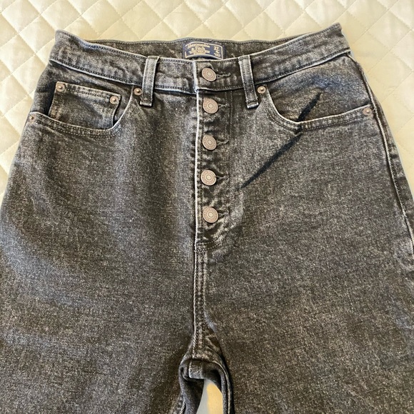 Abercrombie & Fitch Ultra High Rise Straight Jeans - Picture 2 of 3